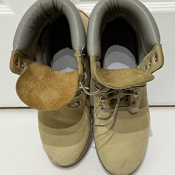 Timberland Boots - Picture 7 of 13